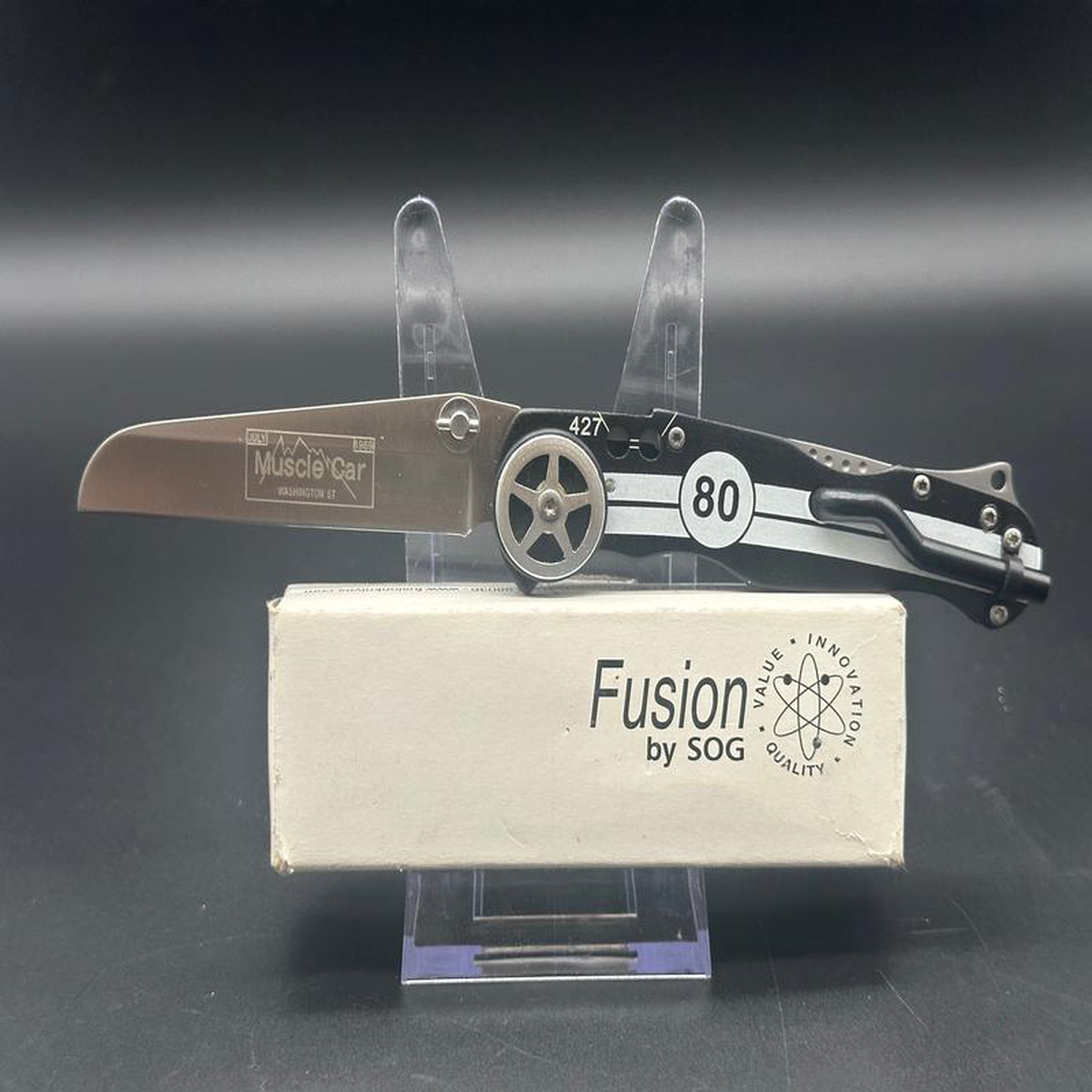 SOG Fusion Muscle Car Lockback Theme Knife 3-188221 Blade 8211 F05