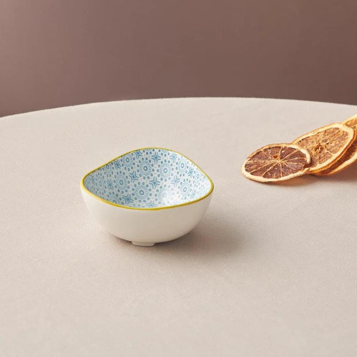 Karaca Floral Porcelain Triangle Snack Bowl 10cm Blue